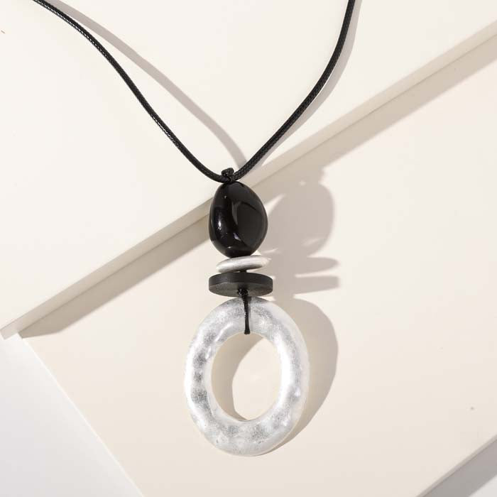 Hammered Oval Pendant Necklace