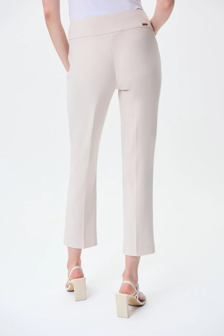 Classic Cropped Pant