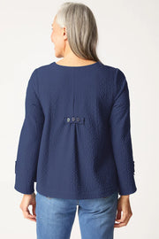 Pucker Weave Cafe Top