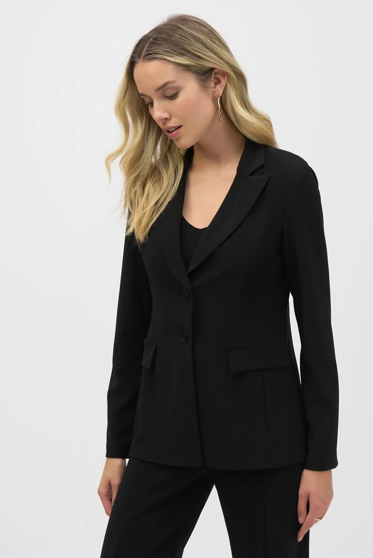 Silky Knit Fitted Blazer