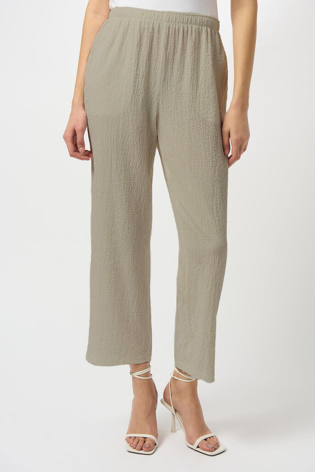 Seersucker Wide Leg Pull On Pant