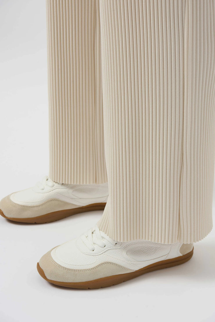 Pleated Scuba Crepe Wide-Leg Pants