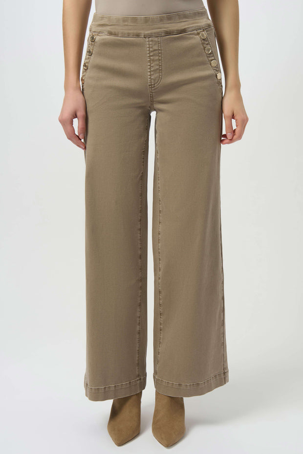 Classic Wide Leg Pull-On Jeans