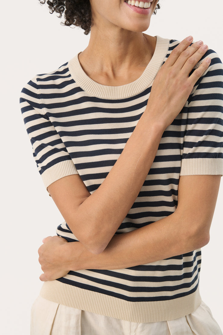 Short Sleeve Pullover