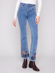 Flare w/ Embroidery Jeans