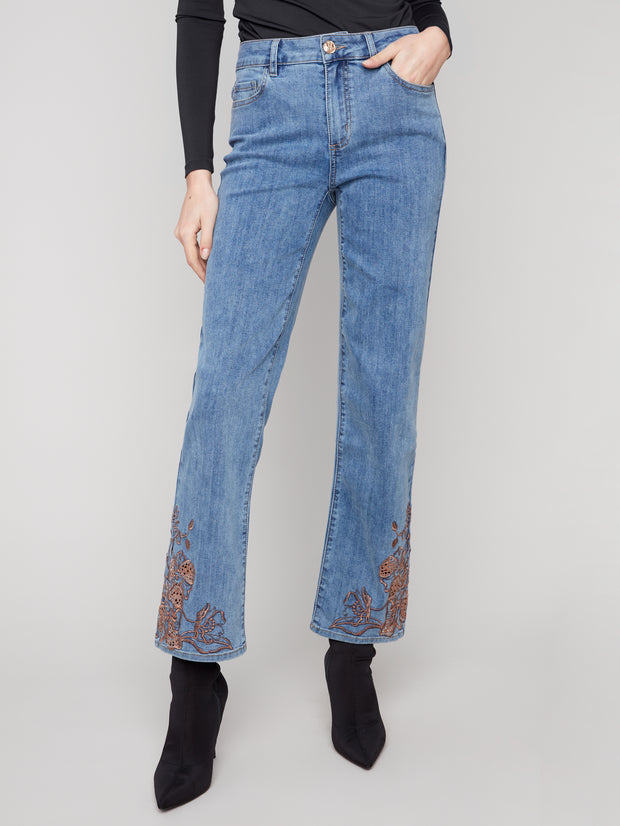 Straight w/ Hem Embroidery Jeans