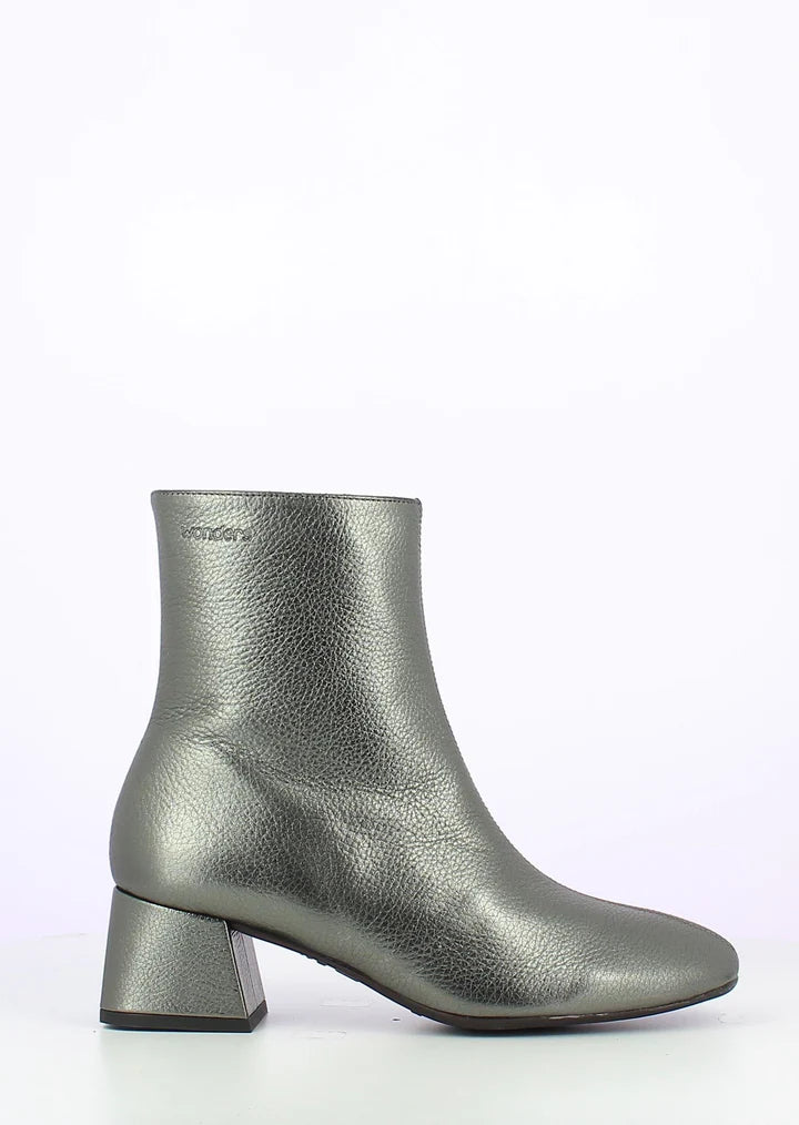 Ankle Boot Square Heel