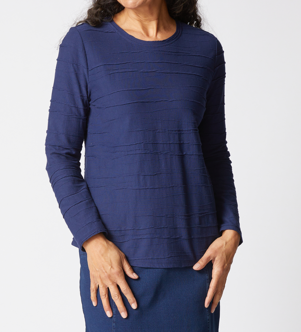 Long Sleeve Round Hem Tee