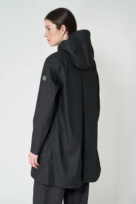 Nuovola Raincoat