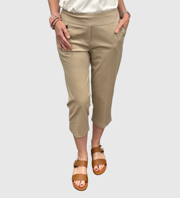 Pull On Capris