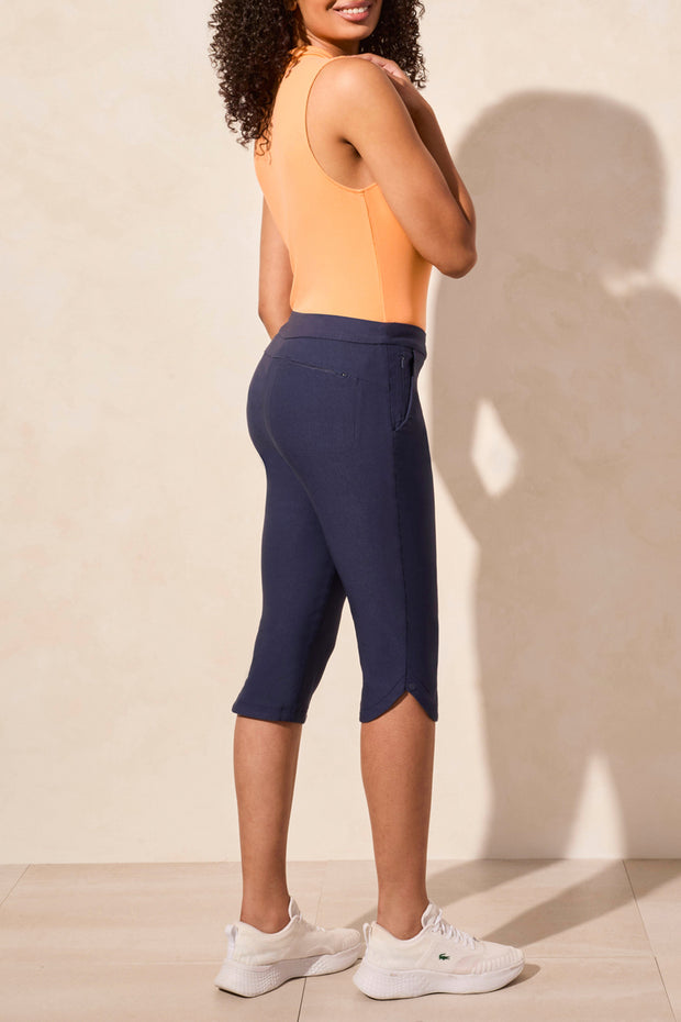 Flatten It® Pull-On Capri With Zip Pockets