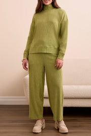 Meck Neck Long Sleeves