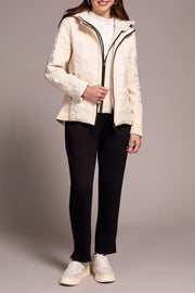 Puffer with Removeable Hood