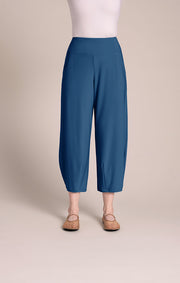 Narrow Lantern Pant
