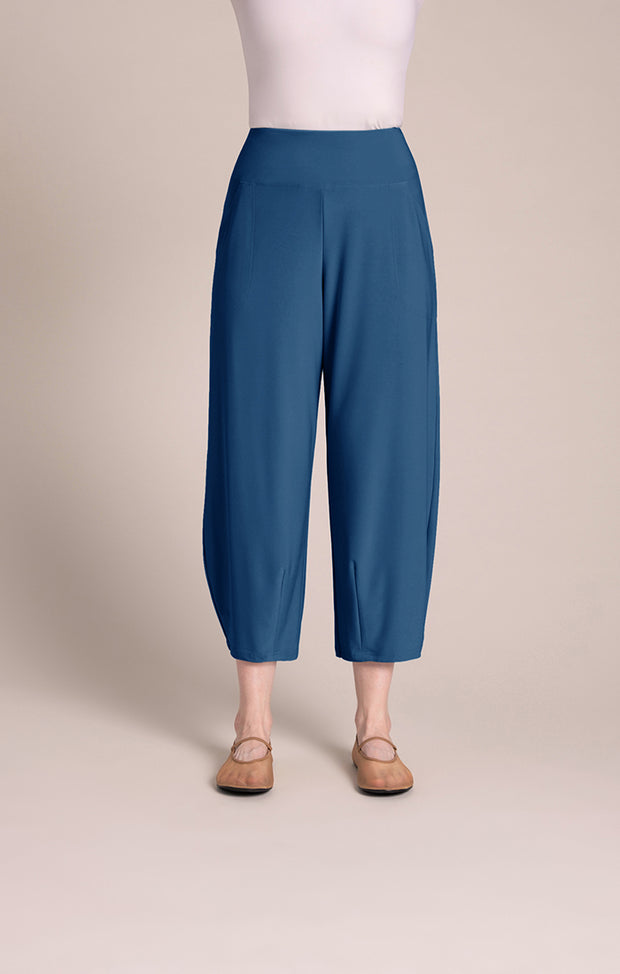 Narrow Lantern Pant