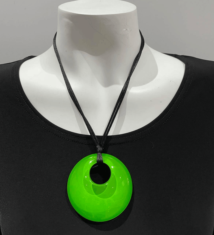 Necklace Green Round-Watch Us Women Oakville